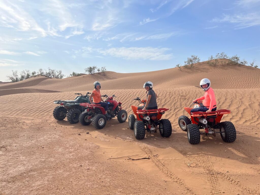 session de quad dans les dunes du désert en incentive entreprise
