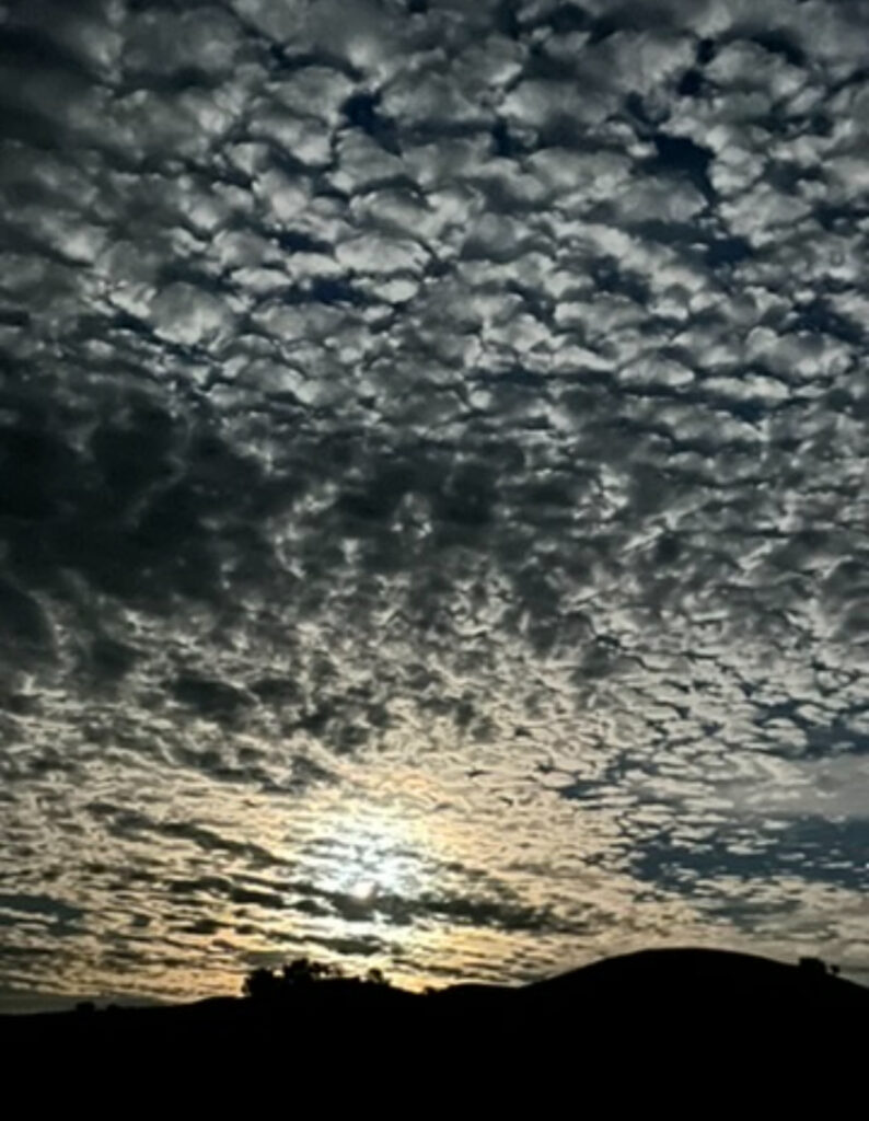 Ciel spectaculaire au-dessus des dunes de M’Hamid El Ghizlane