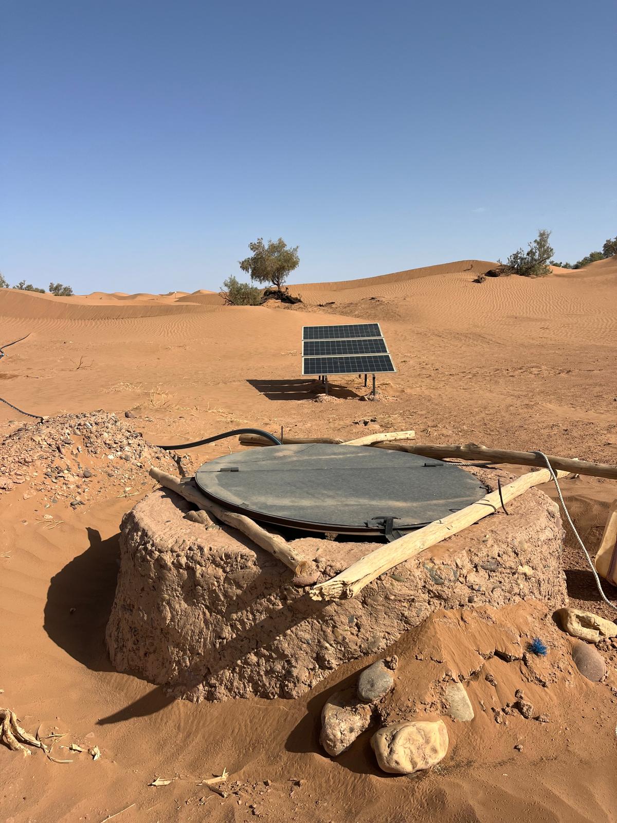 Puits alimentant les sanitaires du Bivouac Luna à Ouled Driss